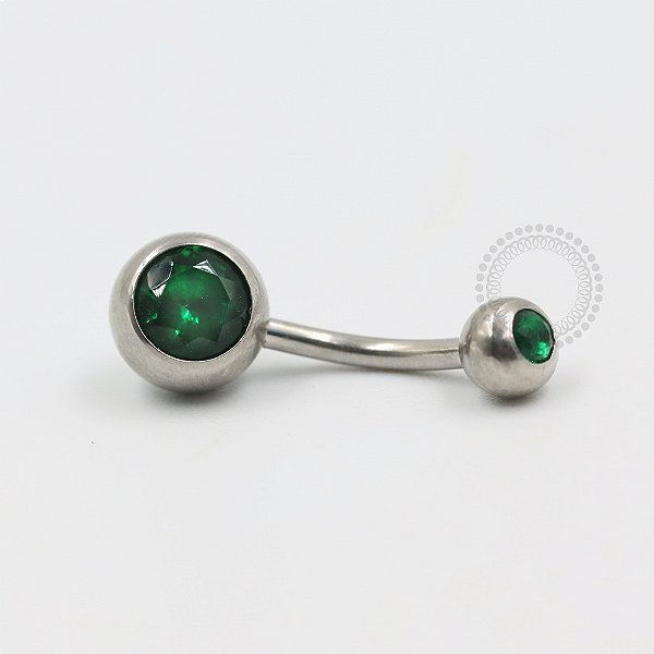 BZ05 Navel Tradicional CZ Esmeralda Aço 316L