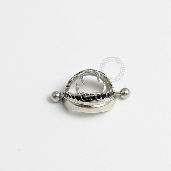 MM12 Piercing Mamilo Vampiro Banho Rodio