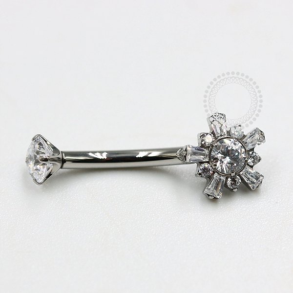 TN1116 Navel Flor Baguetes CZ Titânio ASTM F136