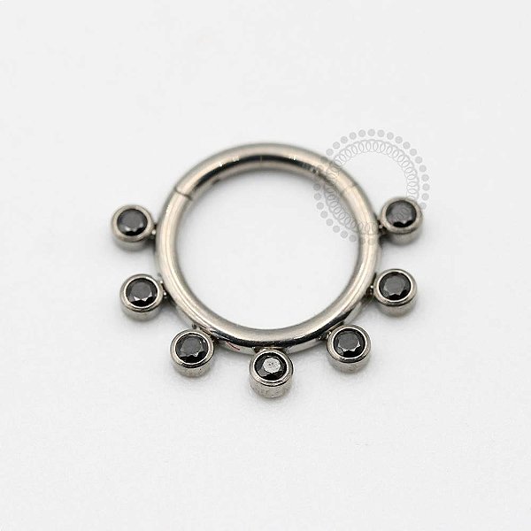 TN23 Segmento Frontal 8mm CZ Black Titânio ASTM F136