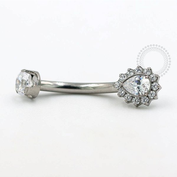 TN812 Navel  Gota com Pétalas CZ Titânio ASTM F136