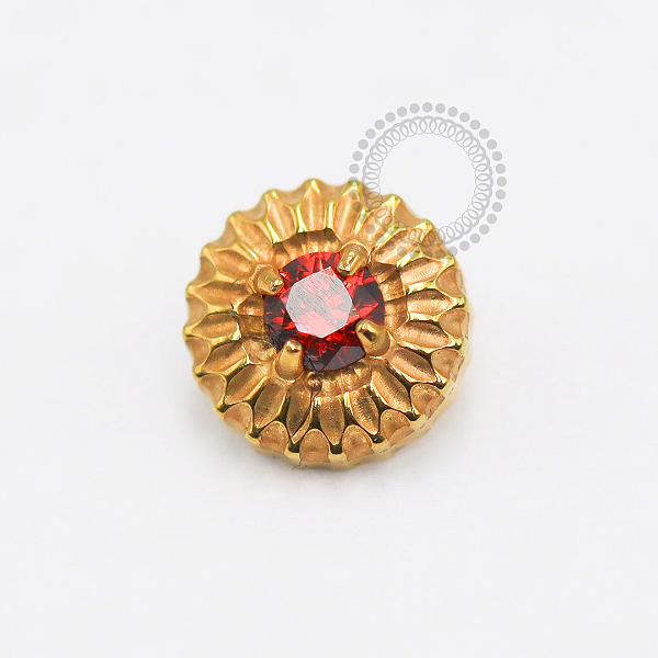 TN1814 Topo Girassol CZ Garnet Titânio PVD Gold