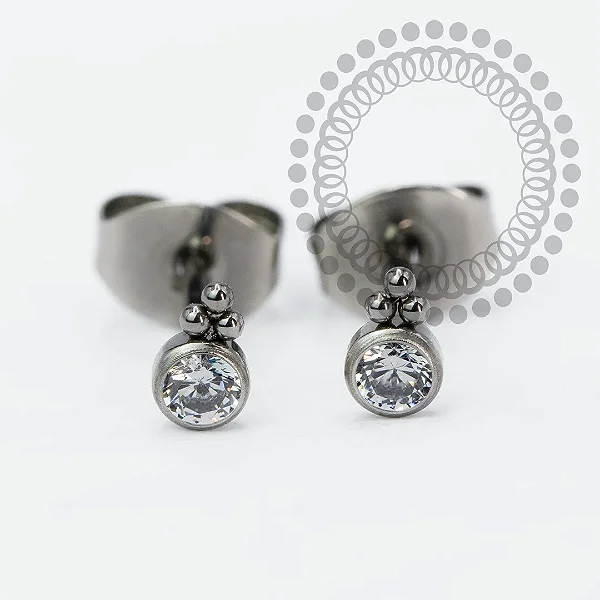 TN2180 Brinco CZ 3mm Mini  Esferas Titânio ASTM F136