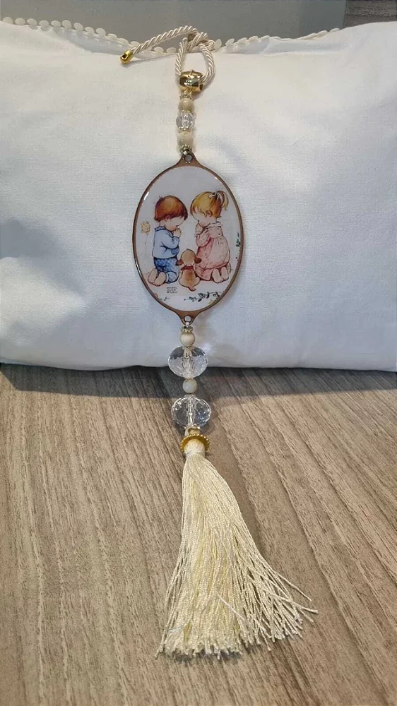 Enfeite de Porta Crianças Rezando