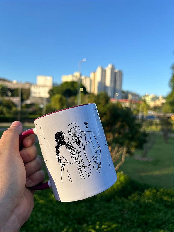 Caneca com alça colorida