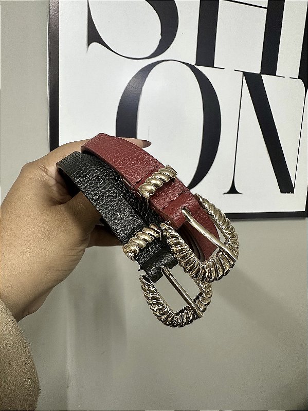 Cinto Fino Feminino com Fivela Dourada