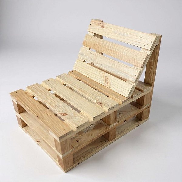 Poltrona espreguiçadeira estilo pallet para sala varanda sacada