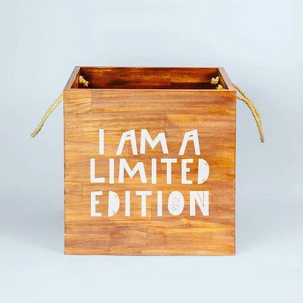 Caixote pinus 40x40x40 cm e puxador de sisal