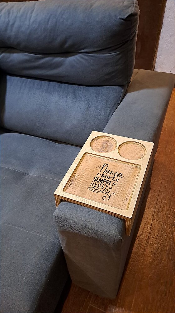 Suporte de copos para braço de sofá - medidas personalizadas