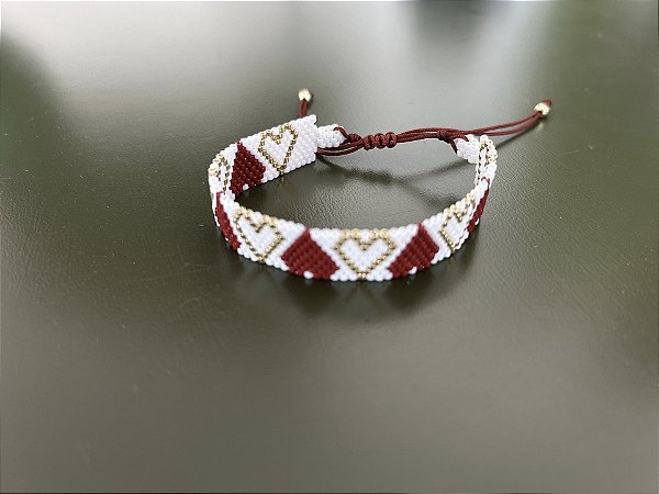 Pulseira de Corações com Miçangas Miyuki
