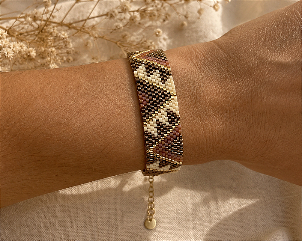 Pulseira Geométrica Marrom em Miçangas