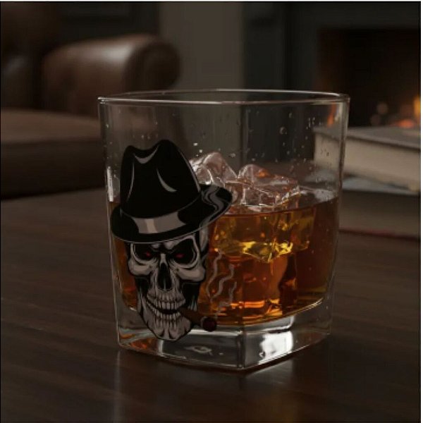 Copo de Whisky Para Exu 310ml de Luxo com Desenho de Caveira- Vidro