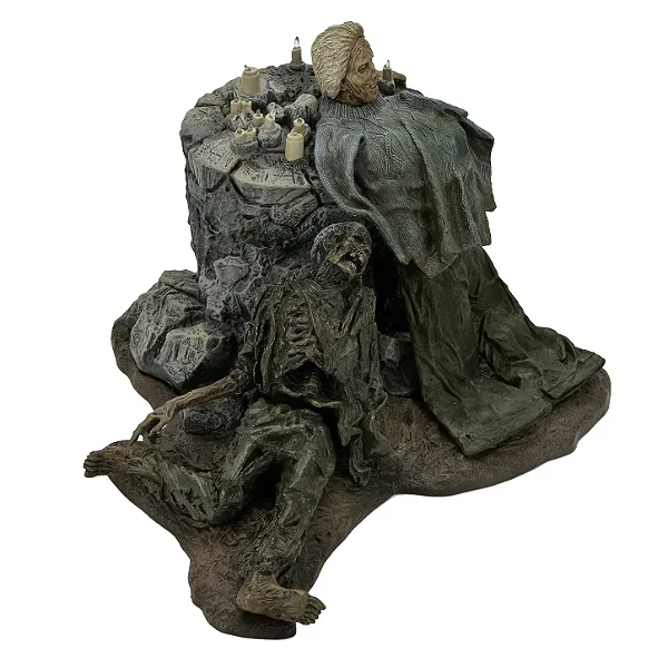 NECA Diorama Pamela Shrine Friday the 13th The Game