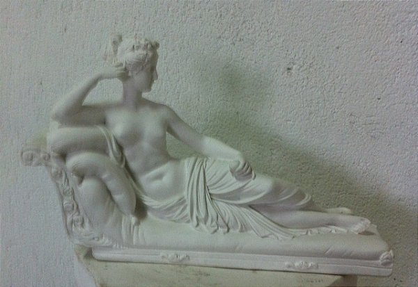 DAMA NO DIVÃ - 1240