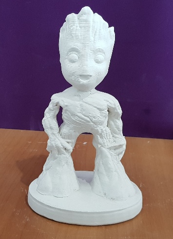 BABY GROOT EM PÉ 24CM - 2129