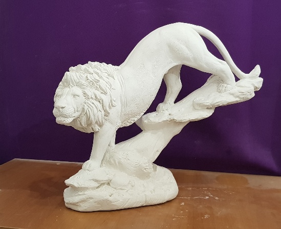LEÃO NA SAVANA 31CM - 2182