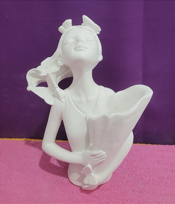 BONECA COM BORBOLETA 31CM - 2444