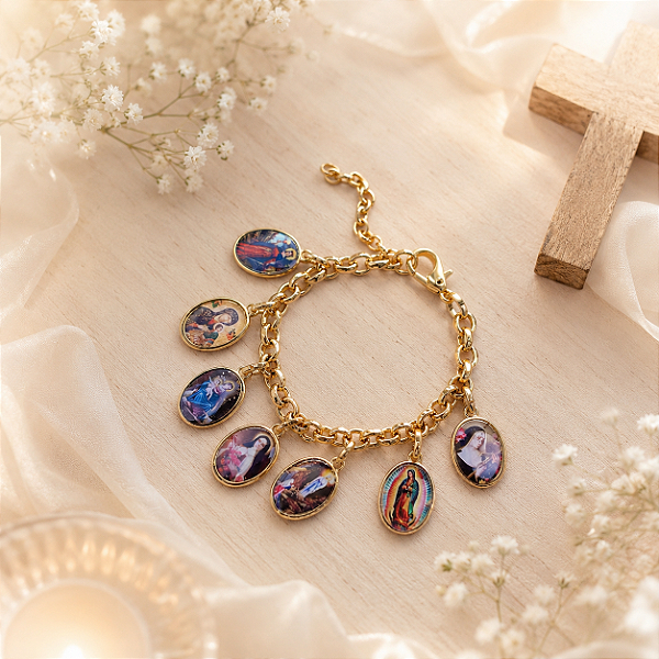 Pulseira Dourada em Corrente com 7 Medalhas Coloridas