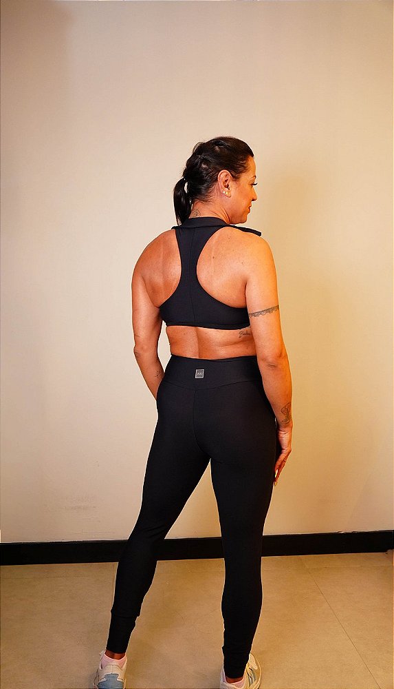 Conjunto Aura Gola Black – Top e Legging