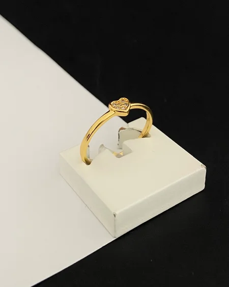 Anel Solitário detalhe Coração Zircônia Banhado Ouro