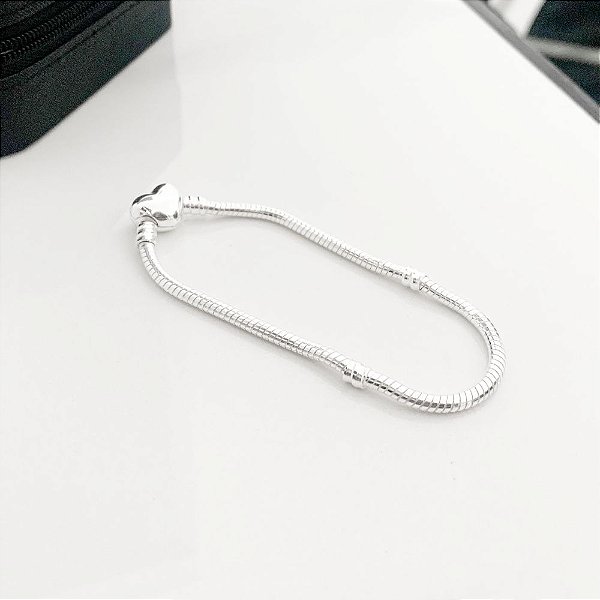 Pulseira De Berloque Fecho Coração Banhada Prata