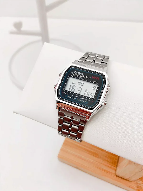 Relógio Retrô Insp. Casio - Prata com preto