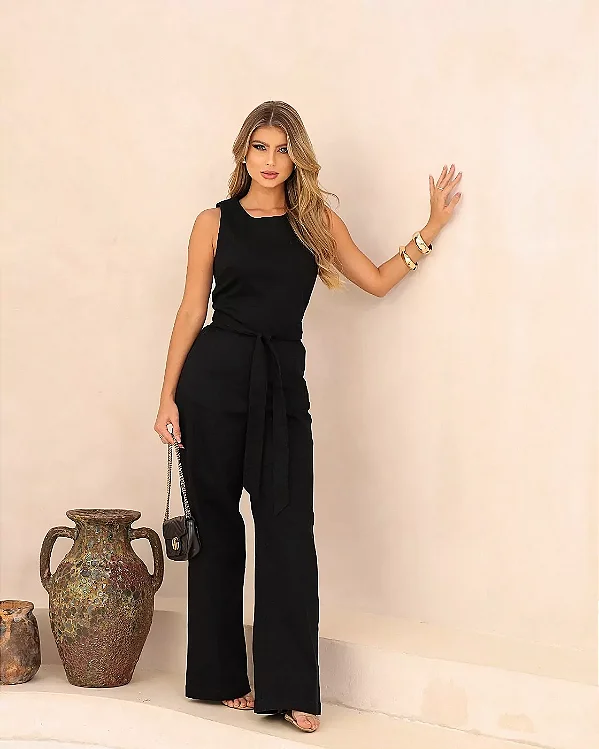 Macacão Sarja Eliane Preto