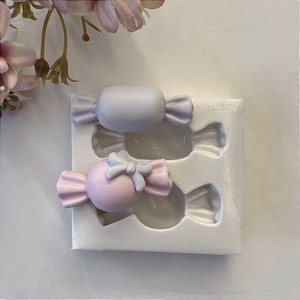 Molde de Silicone Duas Balas 010