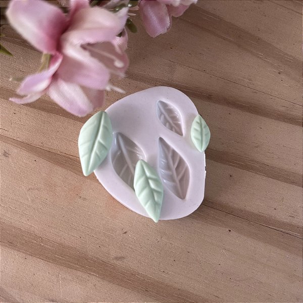 Molde de Silicone Três Folhas Mini 022