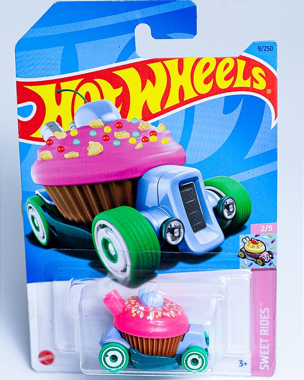 Hot Wheels Sweet Driver - Sweet Rides 2023 HKH18 1:64