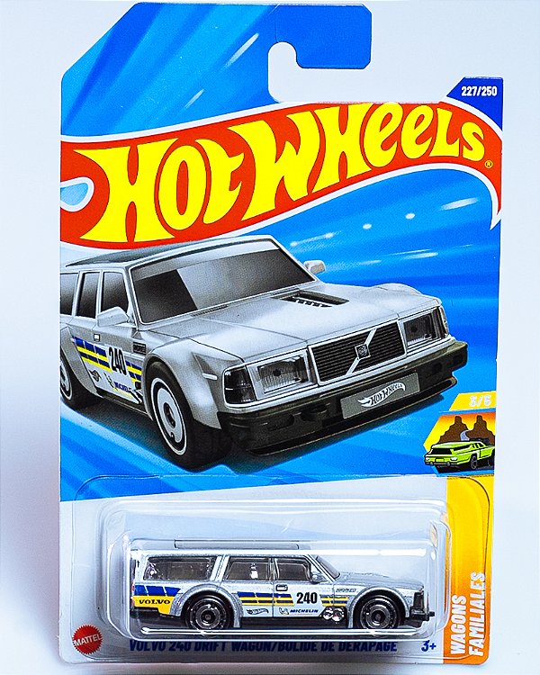 Hot Wheels Volvo 240 Drift Wagon - Wagons 2025 JBB40 1:64