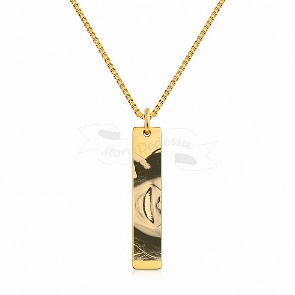 Colar com Medalha Retangular Personalizado Banhado a Ouro - Do seu jeito!