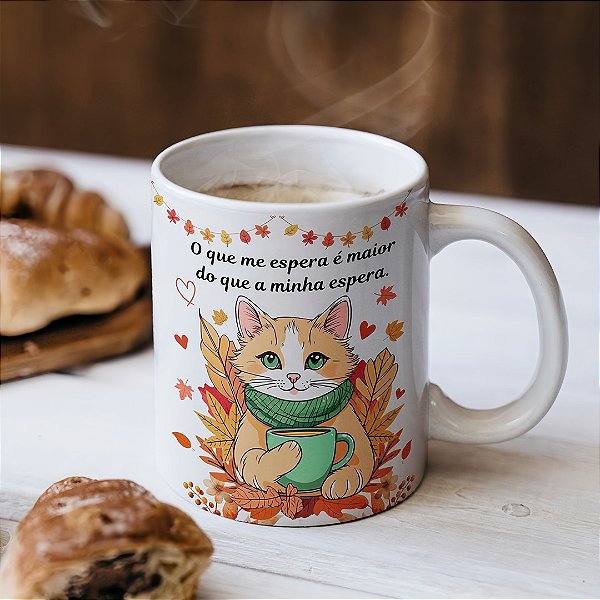 Caneca Motivacional “O Que Me Espera é Maior do Que a Minha Espera” | Porcelana 325 ml | 1 Unidade – Fenari