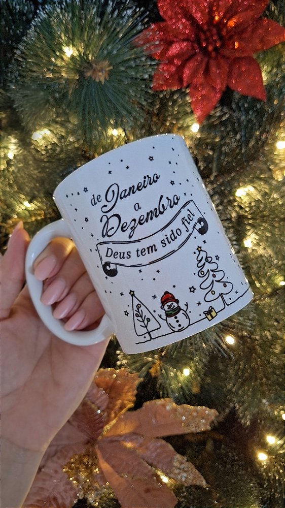 Caneca Natalina Religiosa “De Janeiro a Dezembro, Deus Tem Sido Fiel” | Porcelana 325 ml | 1 Unidade – Fenari