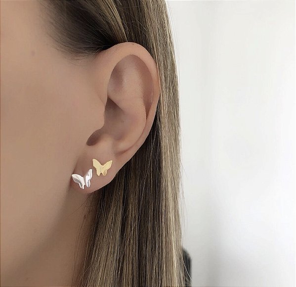 Brinco borboleta pequeno ouro