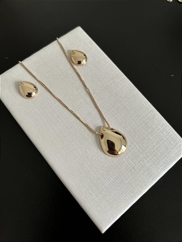 Conjunto joias gota banho de ouro