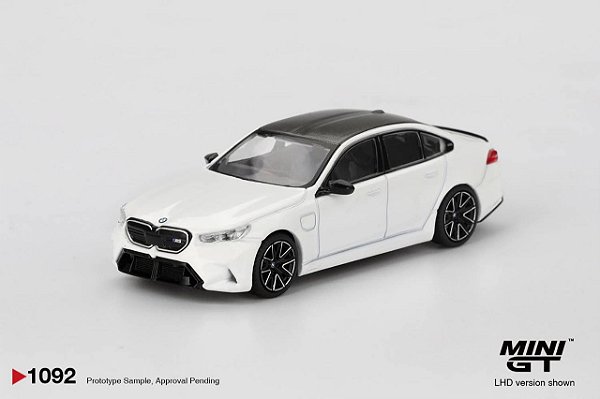 MINI GT - BMW M5 White (1092)