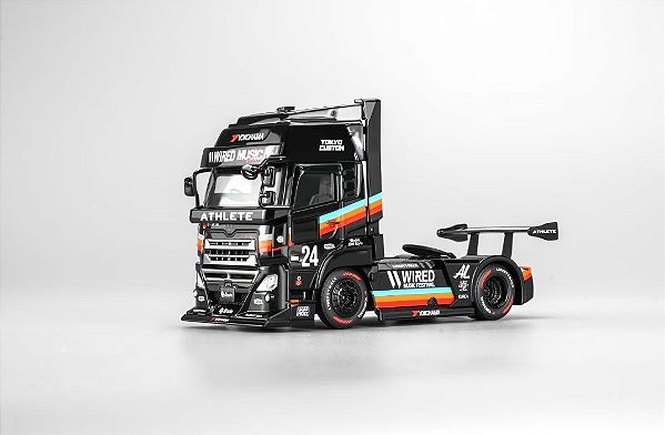 PRÉ VENDA - MOTORHELIX - LB-Truck UD Quon Black/Rainbow