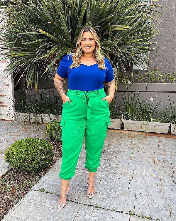 Calça Limited Zaira Cargo Verde Plus Size