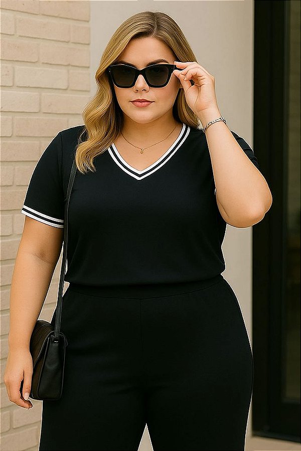 Blusa Star de Malha Viscolycra Preta Plus Size