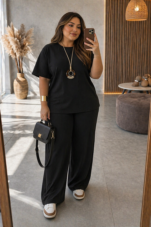 Calça Sofia de Moletinho Preto Plus Size