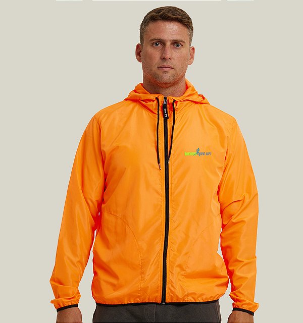 Corta Vento Masculino Laranja Neon Corrida WSS Brasil Never Give Up!