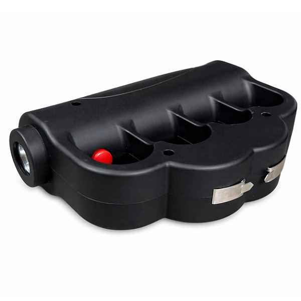 Soqueira de Choque com Lanterna Integrada Defesa Pessoal Ergonômica