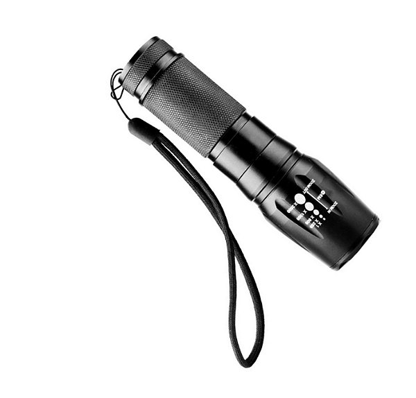 Lanterna Tática X900 Recarregável + Acessórios