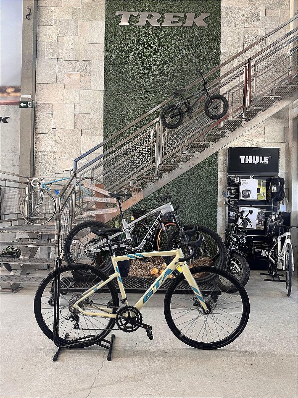 BICICLETA USADA GTA ACROSS TAMANHO 52