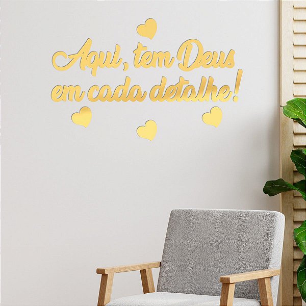 Espelho Aqui tem Deus em cada detalhe Com Coração - Dourado