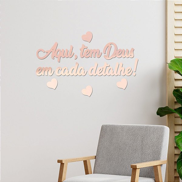 Espelho Aqui tem Deus em cada detalhe Com Coração - Rosa