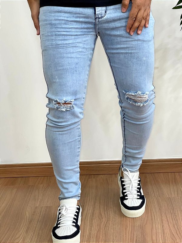 Calça Jeans Super Skinny Rasgo No Joelho Lavagem Clara - Codi Jeans