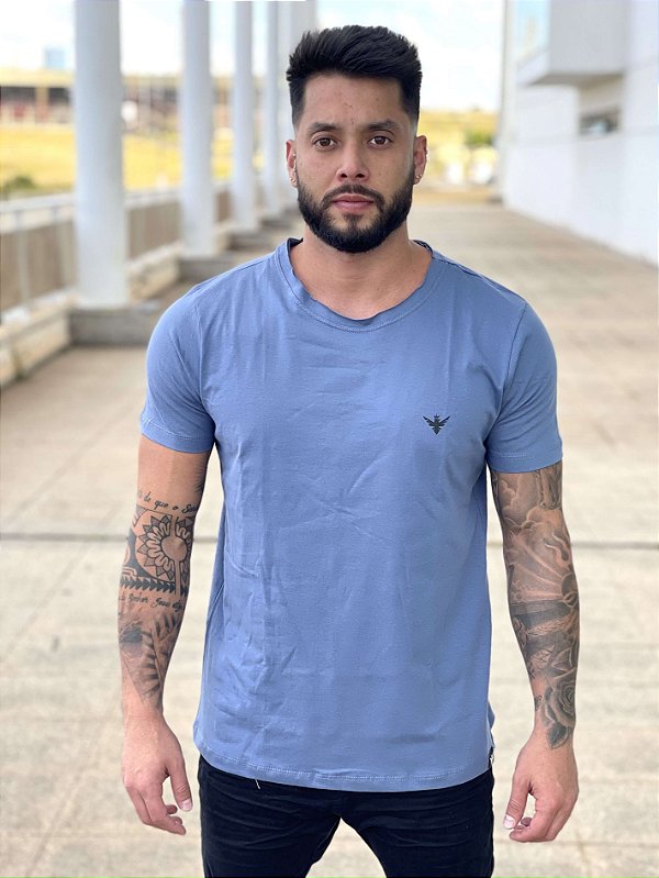 Camiseta Básica Azul - Evoque - Imperium Store | Loja de roupas multimarcas  masculina