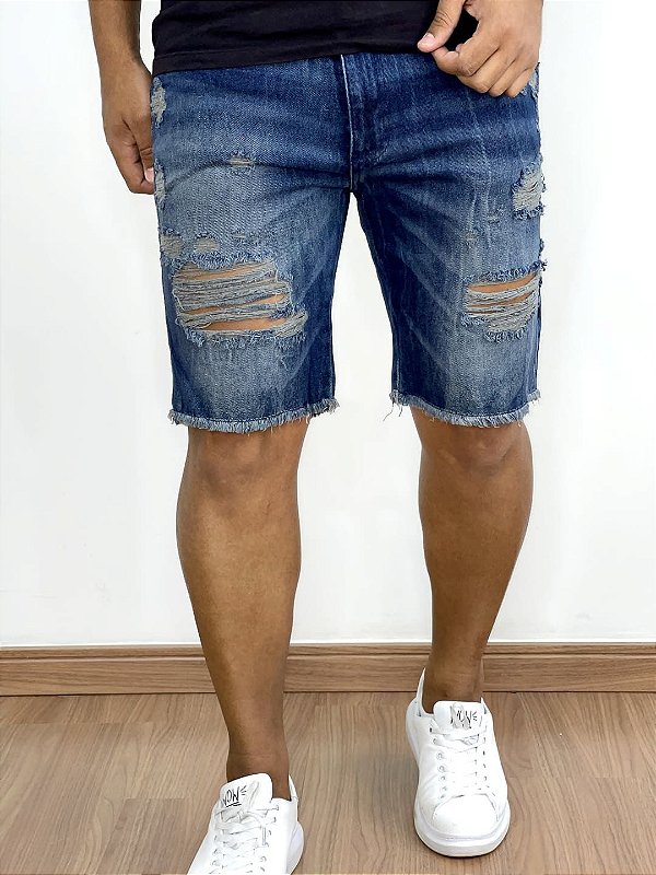 Bermuda Jeans Masculina Escura Com Rasgos Variados E Detalhes*